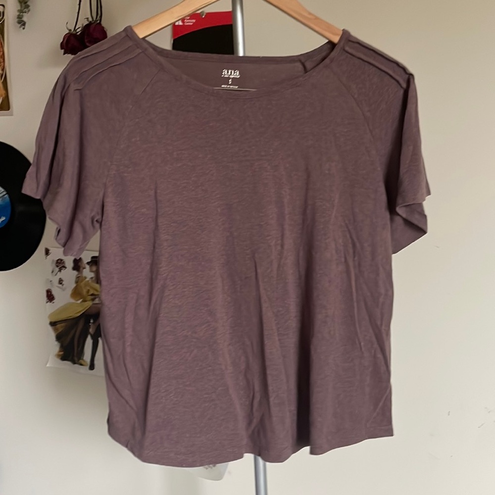 a.n.a Mauve Short Sleeve Flutter Sleeve Loose Fitting T Shirt